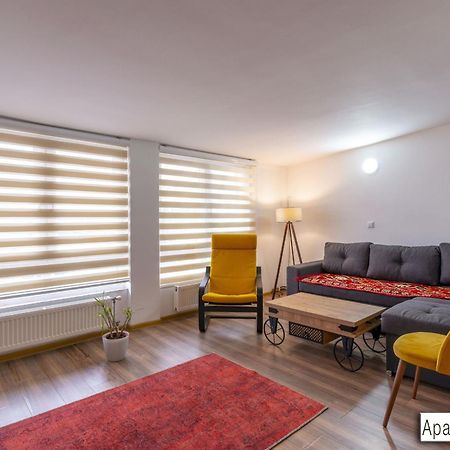 Appartement Pansion Beg à Tuzla Extérieur photo