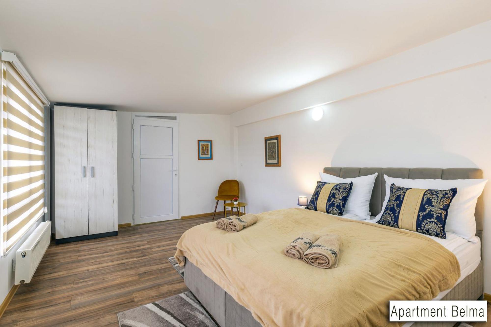 Appartement Pansion Beg à Tuzla Extérieur photo